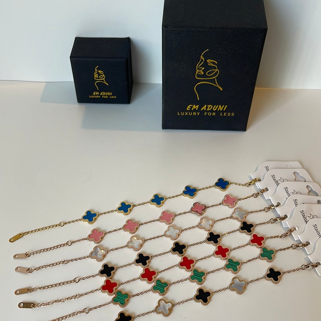 Clover Golden Color Bracelet