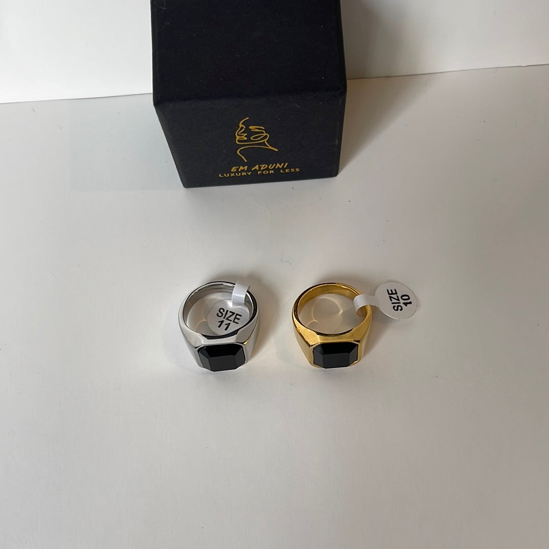 Simple & Elegant Black Stone ring