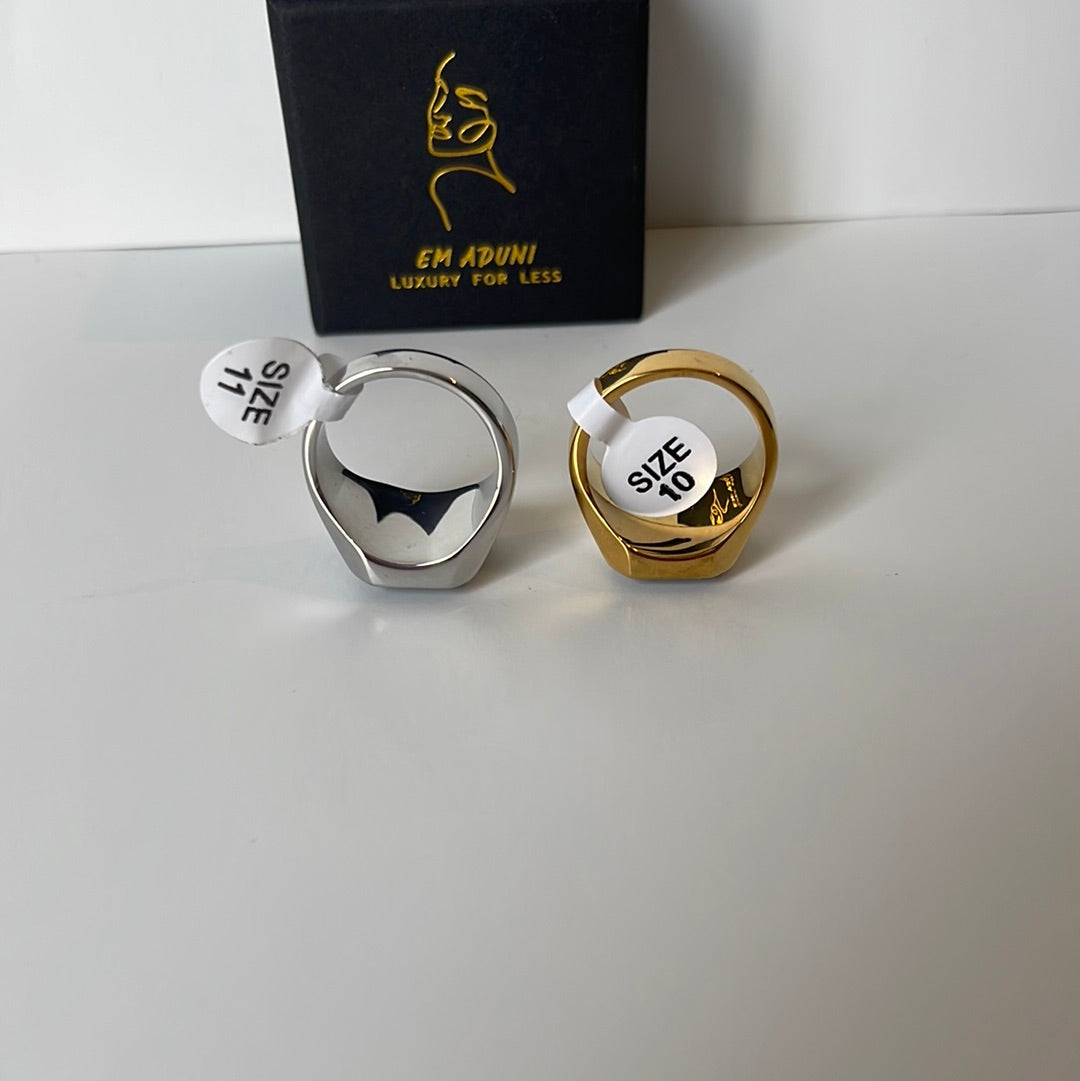 Simple & Elegant Black Stone ring