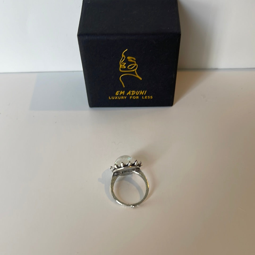 Antique single jewel women’s ring size 6