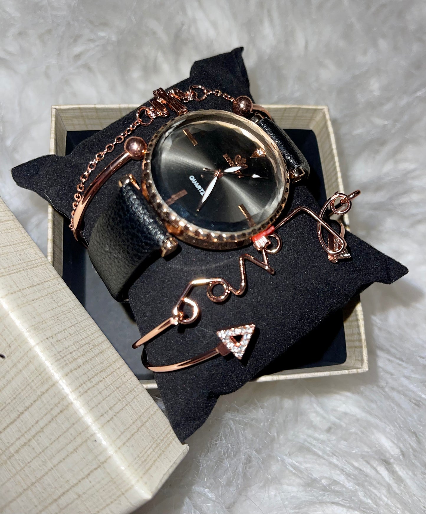 Women 5 piece watch set