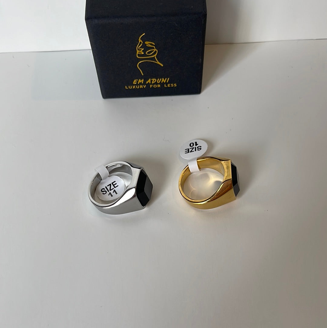 Simple & Elegant Black Stone ring