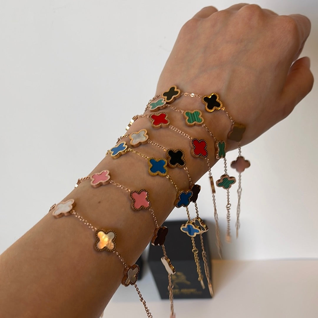 Clover Golden Color Bracelet